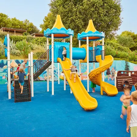 Amadria Park Trogir - Mobile Homes 2 אתר קמפינג
